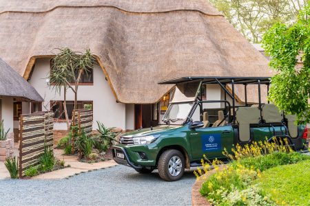 Hotel entrance with car shuttle