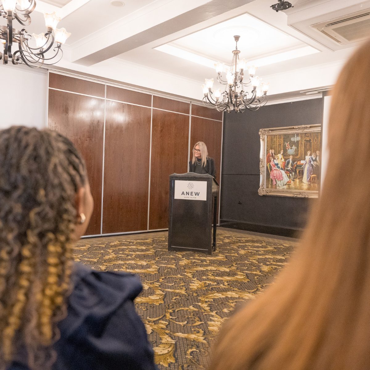 Early Bird Conference Rate – ANEW Hotel Hilton