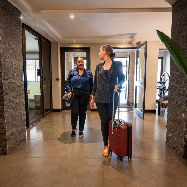 Lobby (2)